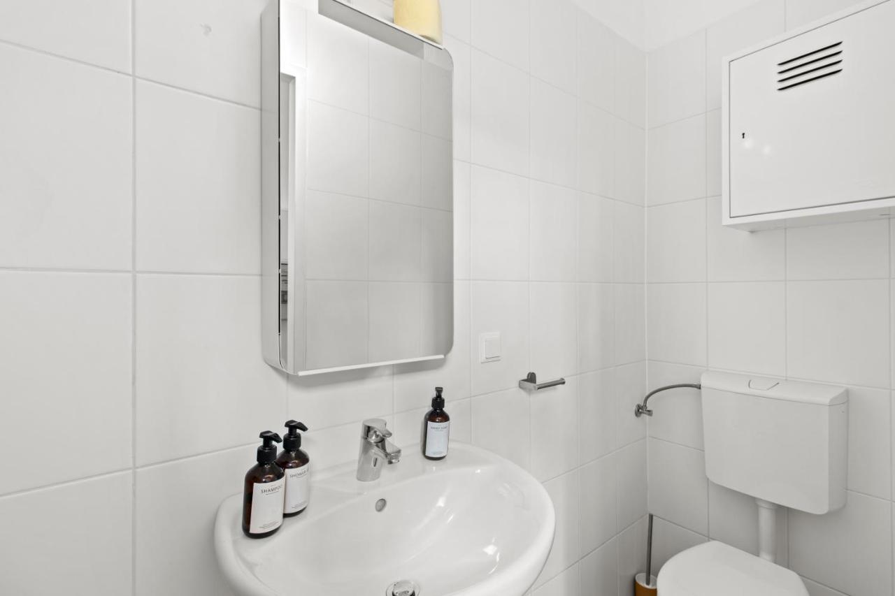 Separate Bedroom - Near Schoenbrunn Apartment Wien